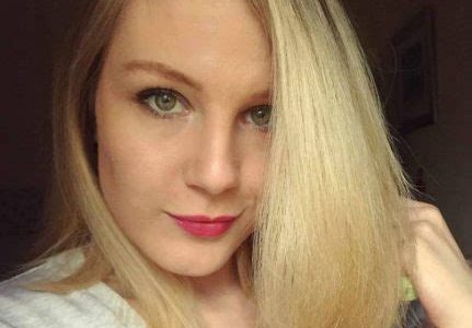 Kayışdağı escort İrem, mavi gözlü, sarı saçlı, çekici bir bayan
